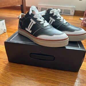 LUCCHESE  Black and White WOMENS Sneakers